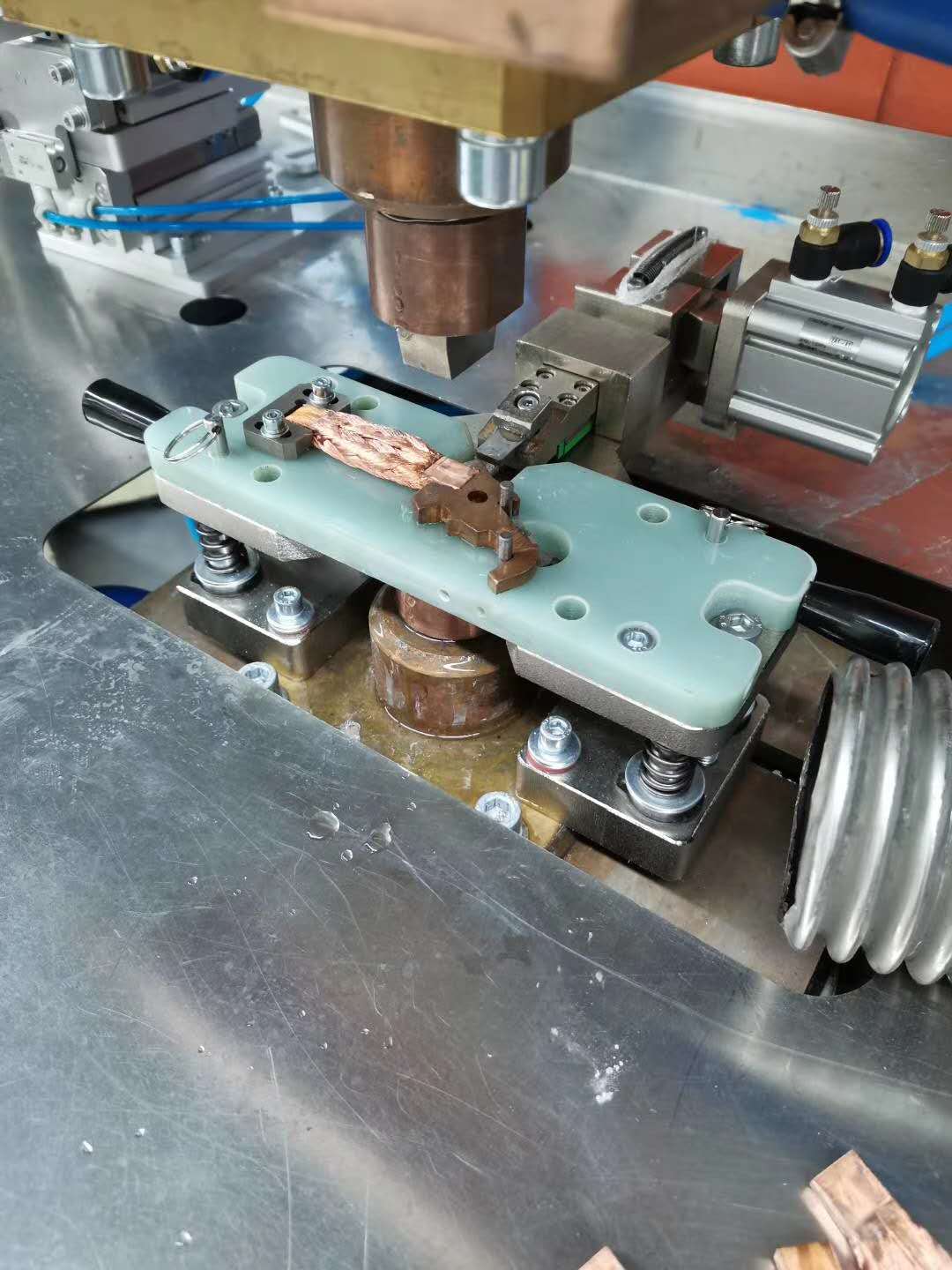 点焊机安全生产问题